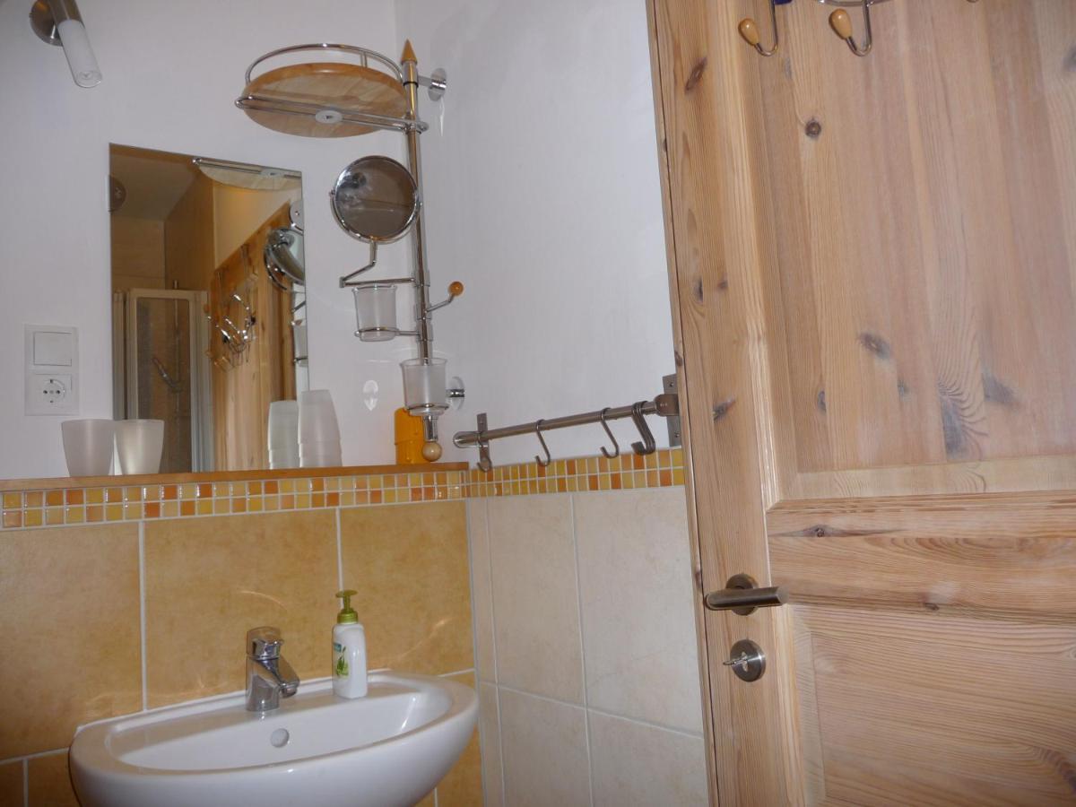Haus Bergwiese - Fuer Naturfreunde, Familien, Wanderer Gehlberg Eksteriør billede
